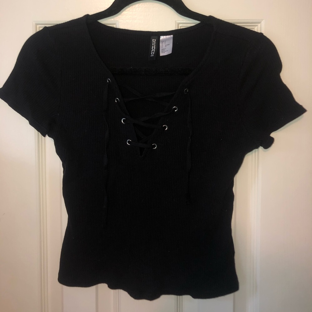 H&M Divided Tie Front Black T-Shirt